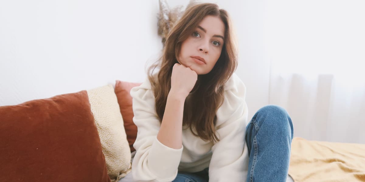 DODO arcai: HeyJulie, a bájos életmód vlogger