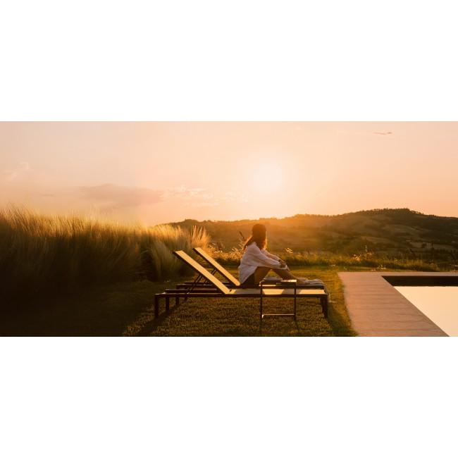 KONNOR piros alumínium kerti dohányzóasztal