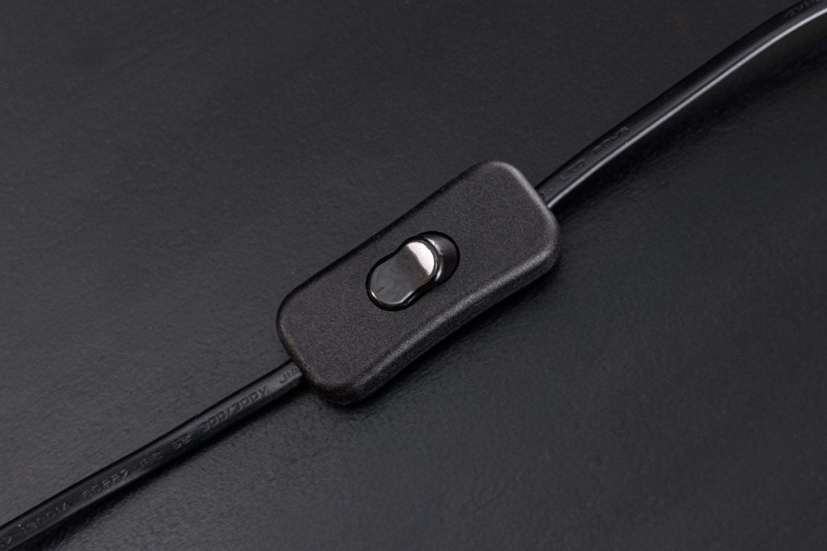 ZEA bézs fonott asztali lámpa