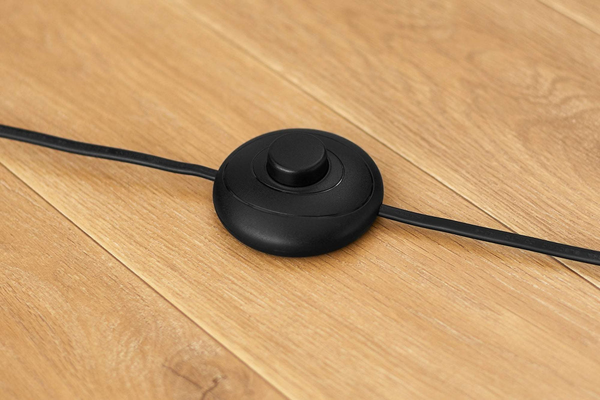 SERVANT fekete acél állólámpa