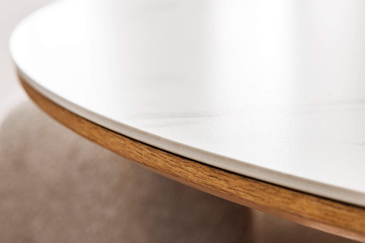 UNIQUE fehér kerek kerámia étkezőasztal tölgyfa vázzal 120 cm