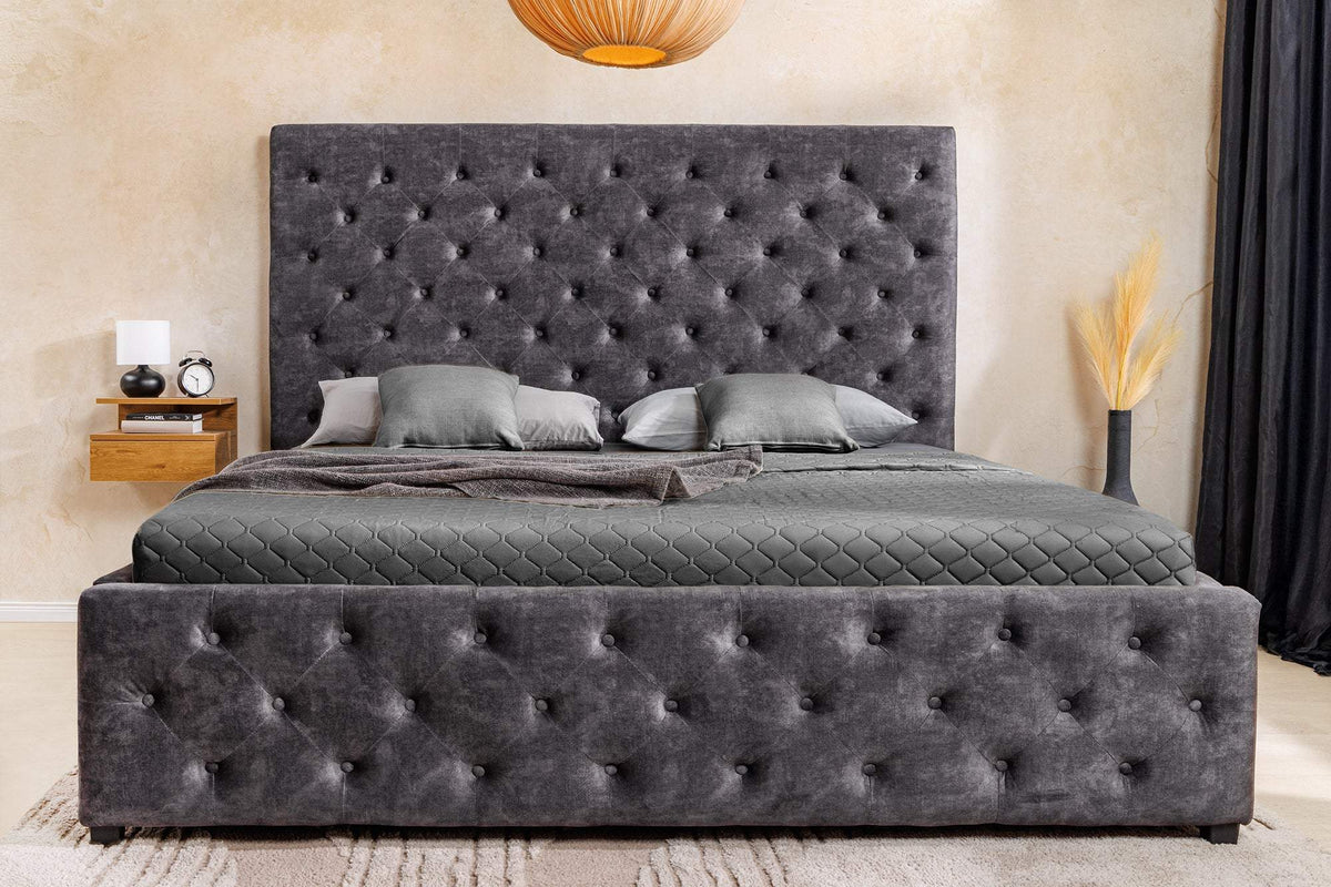 PARIS CHESTERFIELD szürke bársony ágy 180x200 cm