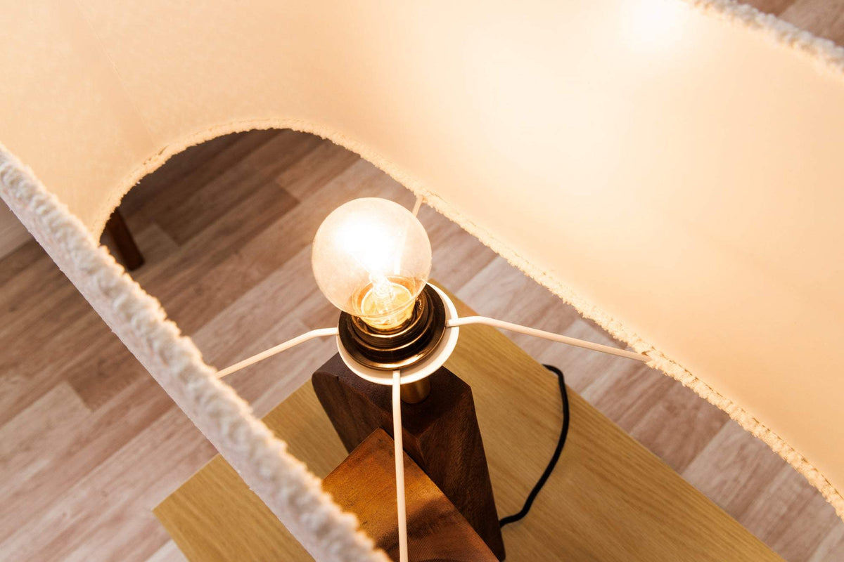 LOVERS barna fa asztali lámpa