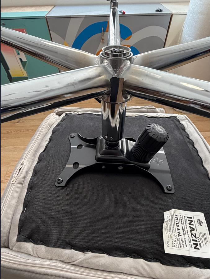 INAZIN szürke szövet irodai szék - SZÉPSÉGHIBÁS