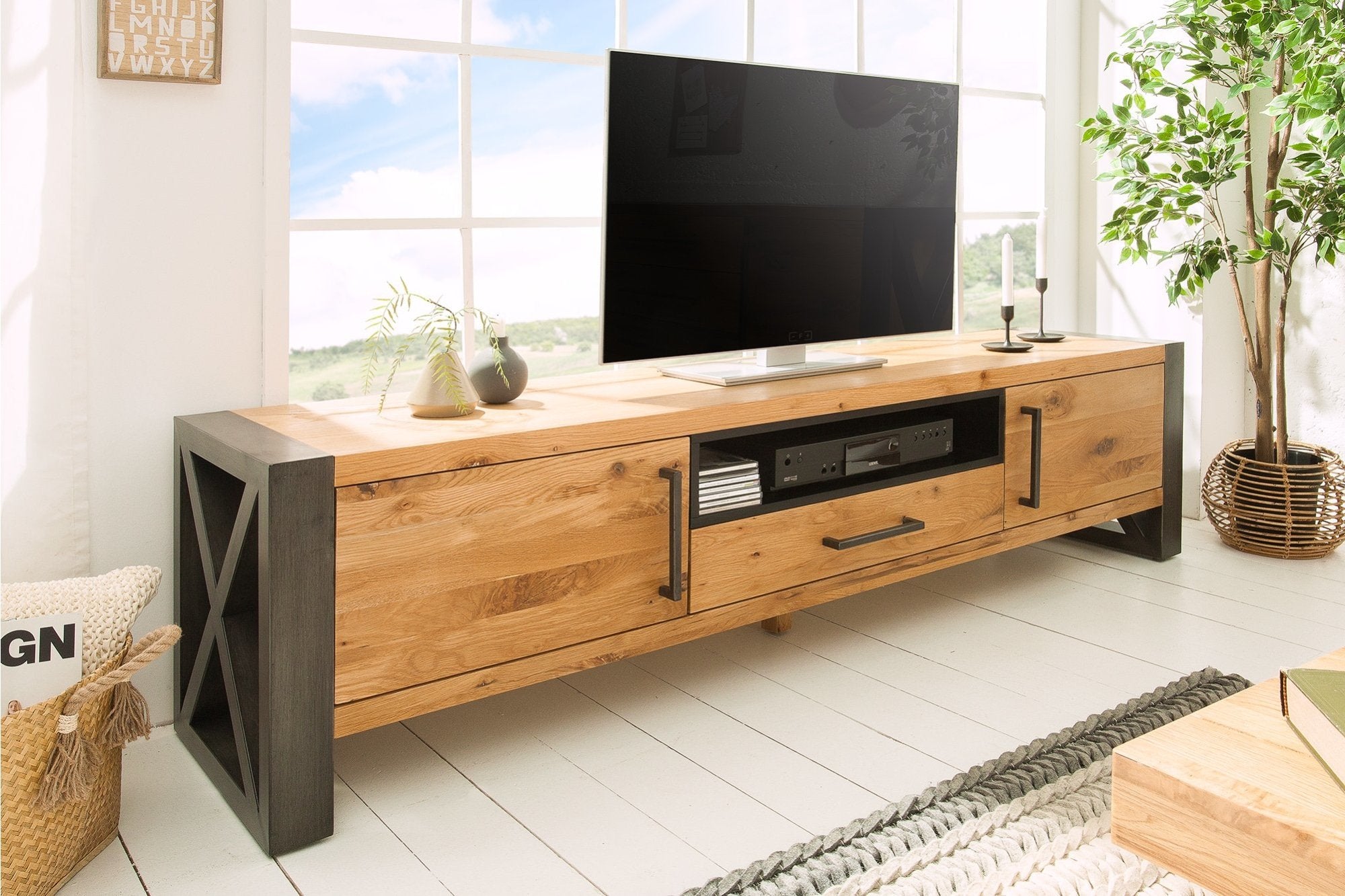 TV szekrény - THOR II barna fenyőfa TV szekrény 200cm